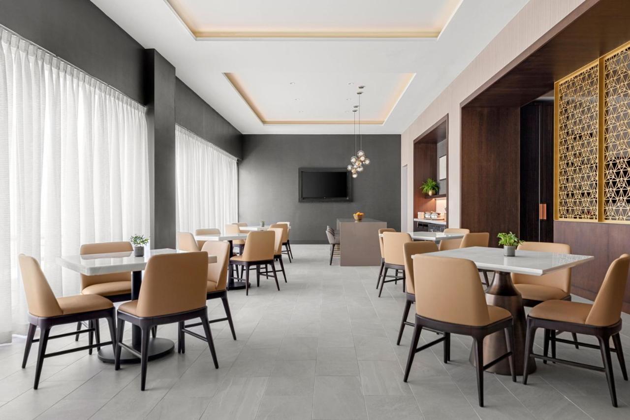 Marriott San Antonio Airport Hotel Bagian luar foto