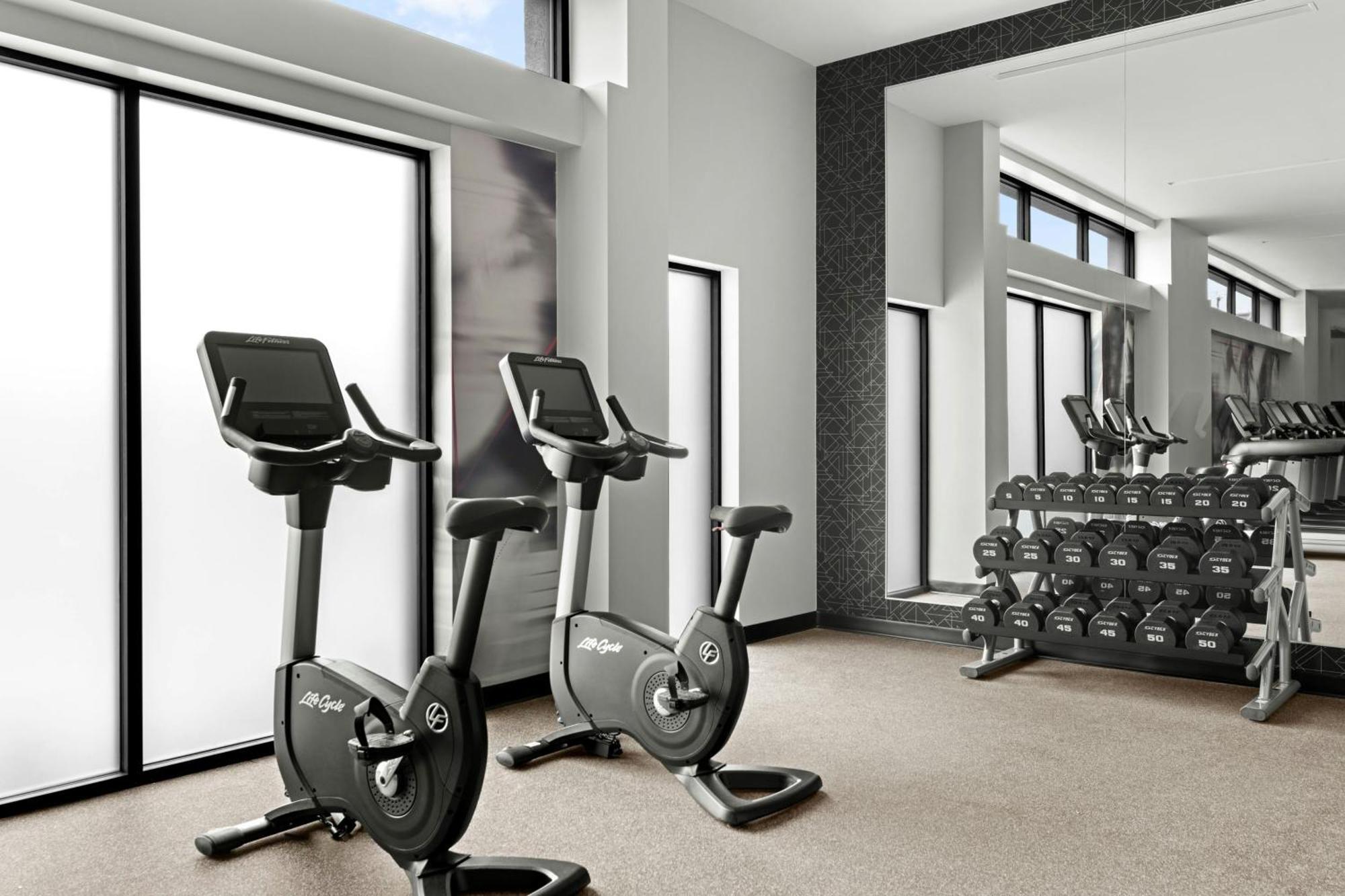 Marriott San Antonio Airport Hotel Bagian luar foto
